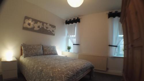 Spacious 2 Bed Apartment, , Somerset