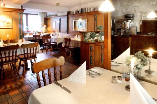 Restaurant, Hotel-Restaurant Roter Ochsen in Lauchheim