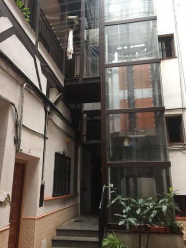 Loft en Travesia de Cabestreros - Lavapies