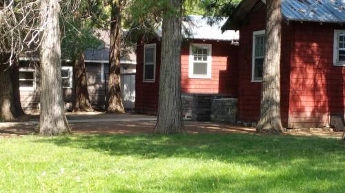 The Red Smarthouse King ❤ of Downtown W/D WiFi - image 4