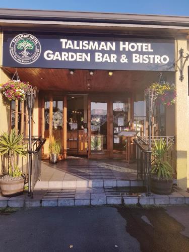 Talisman Hotel & Restaurant in คาติคาติ