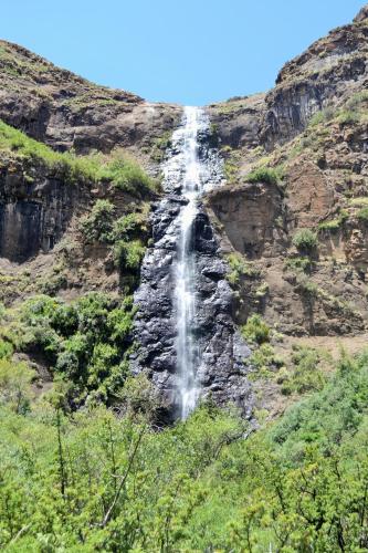 周边景点, 里巴能文化乡村小屋 (Ribaneng Lodge and Cultural village) in 莫哈莱斯胡克