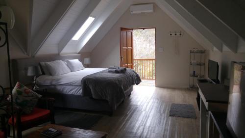 

Cherry Blossom Cottage