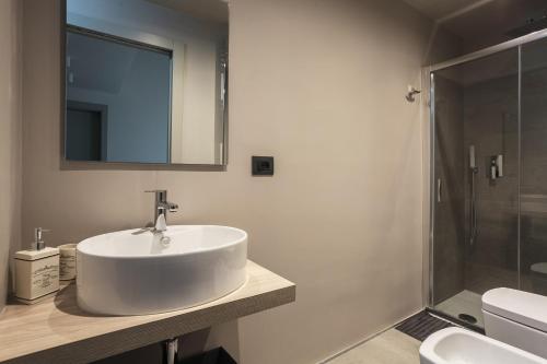 Sant'Orsola Suites Apartments - image 8