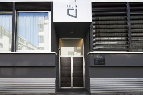 Entrance, BB Hotels Aparthotel Desuite in Milan