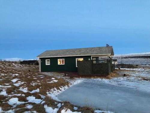 Eyjasol Cottages - image 10