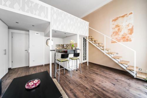 Apartment 1 image 2