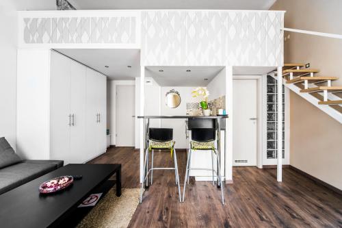 Apartment 1 image 3
