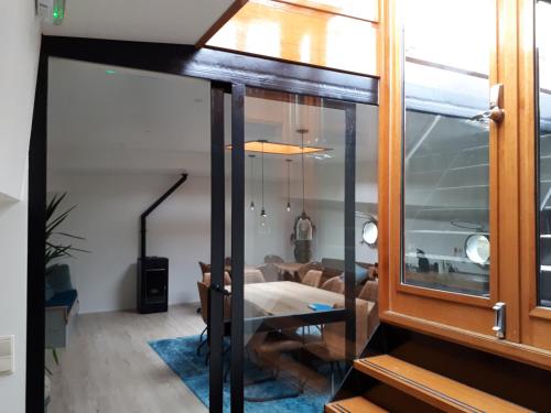 Rooms on Water - image 11