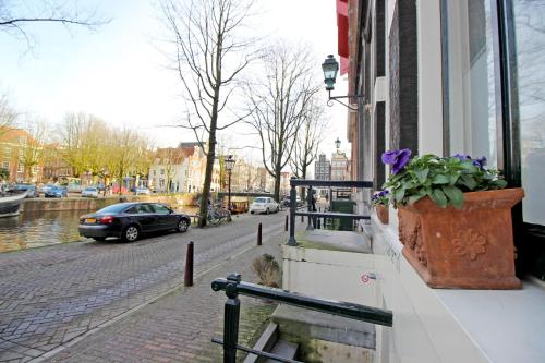 Cozy Jordaan canalhouse near Anne Frank House, Amsterdam (Foto 10)