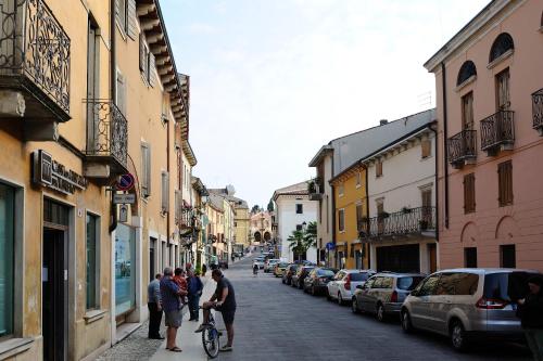 Soave Roxy Apartments - image 10