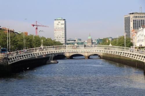 Baggot Court Townhouse - image 5