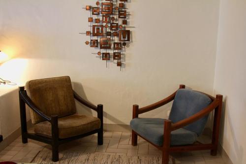  Authentic & Tranquil Villa in Cascais