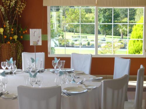 مطعم, Hotel Restaurante La Alhama in ميدينا دى بومر