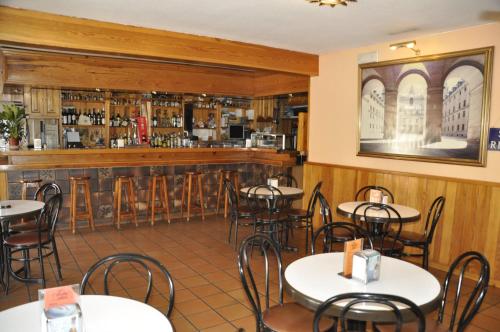 Hotel Tres Arcos - image 5