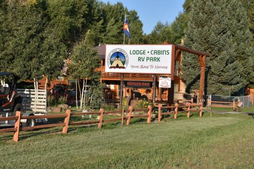Ute Bluff Lodge, Cabins & RV Park - Accommodation - South Fork