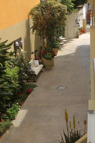 Effi Apartments - image 10