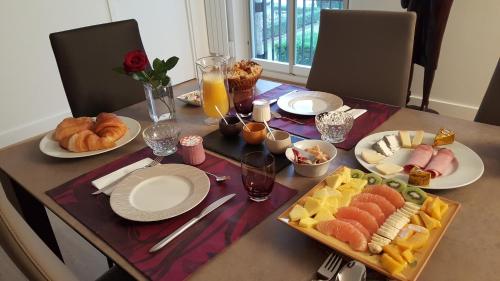 Assia & Nathalie - Luxury B&B MARAIS – Paris, TX
