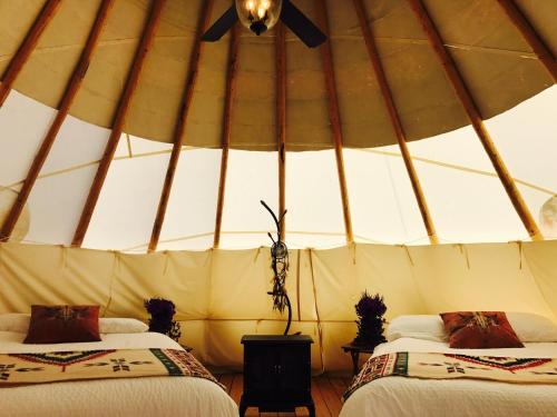 Olancha RV Park and Motel Room Type - Hawk Tepee