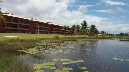 Apartamento Com Ar Cond e WIFI no Villa das Águas - Praia do Saco