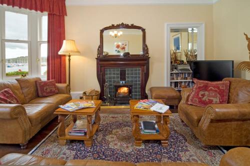 Knap Guest House