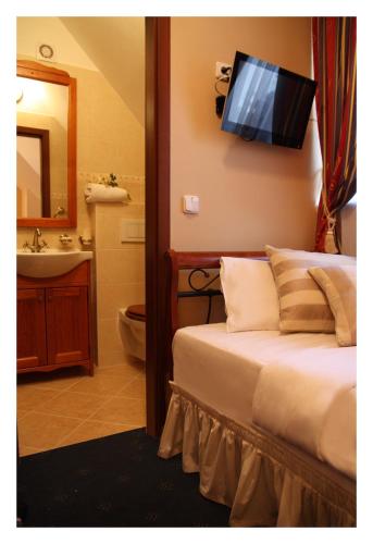 Prague Golden Age - image 10