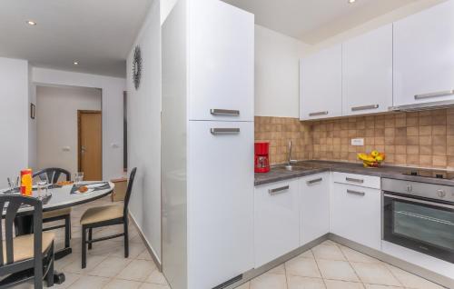 virtuve, Holiday Home Casa Vida in Rakalj