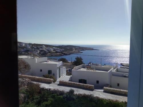 Asterias House in Donoussa