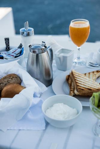 Pantelia Suites - image 2