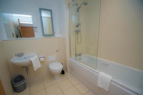 Ocean Serviced Apartments - image 9