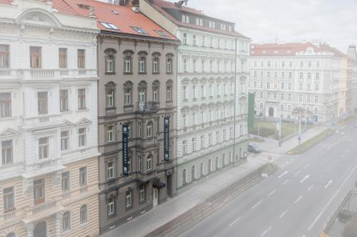 Avenue Legerova 19 - image 5