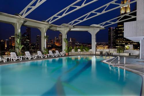 Swimming pool, Furama City Centre Hotel near Raffles Place MRT Station