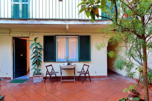 Characteristic apartment just beside the Vatican, Rome (photo 6)