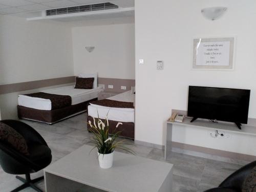 Park Hotel Moskva - image 4