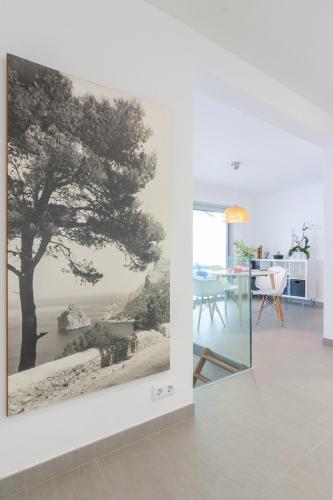 Llevant - main image