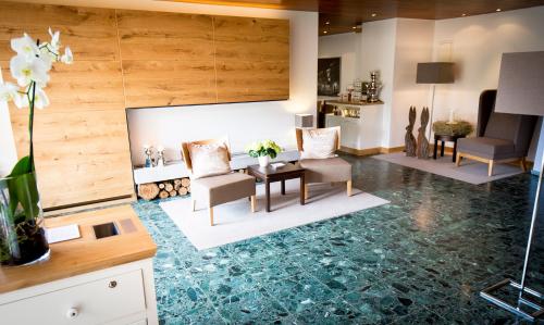 大堂, 馬庫斯霍庫酒店 (Kurhotel Markushof) in 班德柏玲根