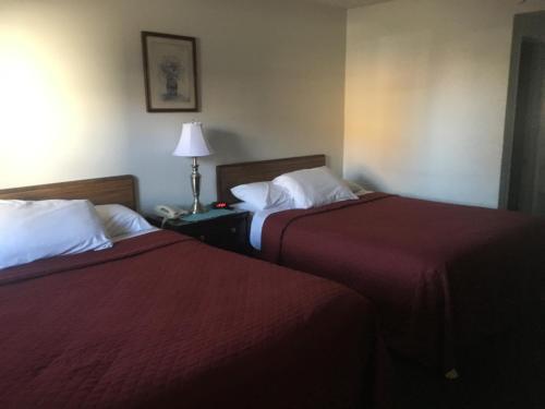 Villager Motel & Glen Manor Estate in Watkins Glen, USA