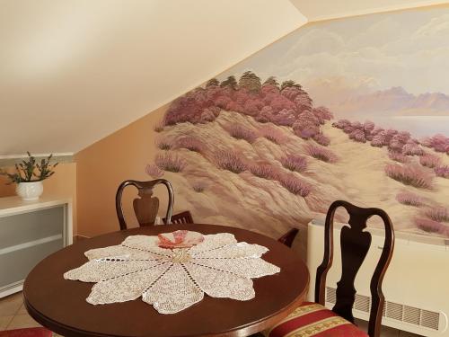 Apartment with Sea View image 4