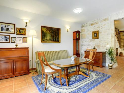  Holiday Home Lussi in Rojnići