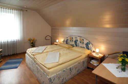 Zimmer mit 2 einzelbetten