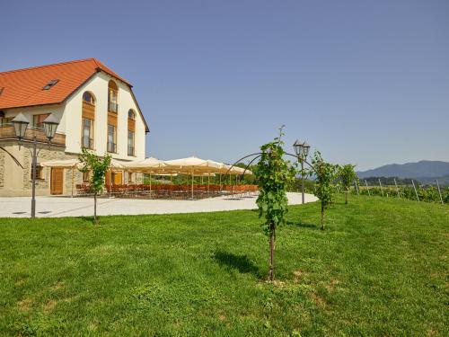 Restorāns, Weingut Taggenbrunn in St. Georgen Am Langsee