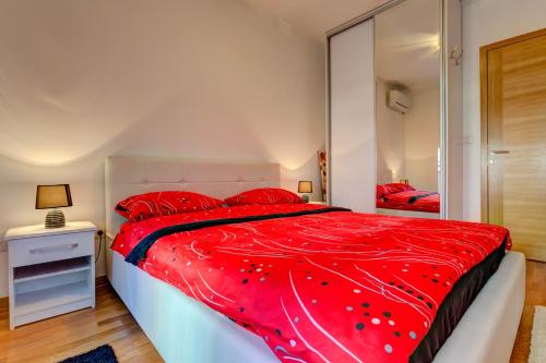 Piano Apartments Delta City - image 9