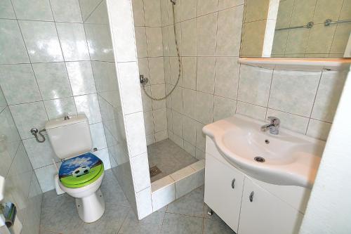 Apartments Milica 56 - image 3