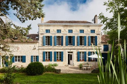 Manoir Laurette - Accommodation - Saint-Martin-Petit