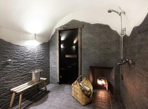 桑拿, Päärakennus (Paarakennus) in 卡里約基