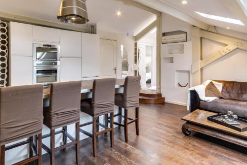 

2BR beautiful in a quiet area - near the Palais des Festivals-by IMMOGROOM