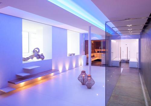 Hotel Sans Souci - image 6