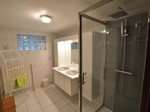  La Courée aux mésanges in Vodelée