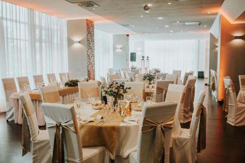 Hotel Modena - image 2