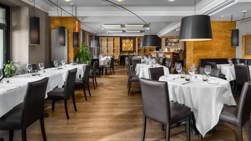 ห้องอาหาร, Hotel Le Rive in นียง